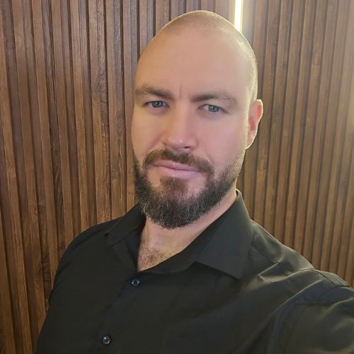 ronald osborne headshot (1)